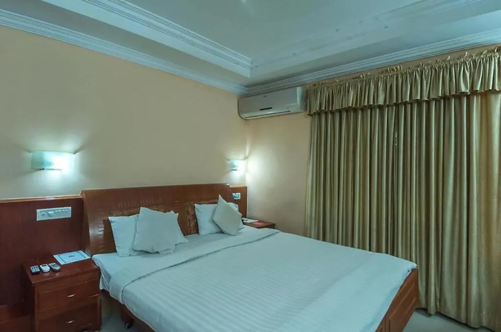 Kpm Regency Hotel Palakkad